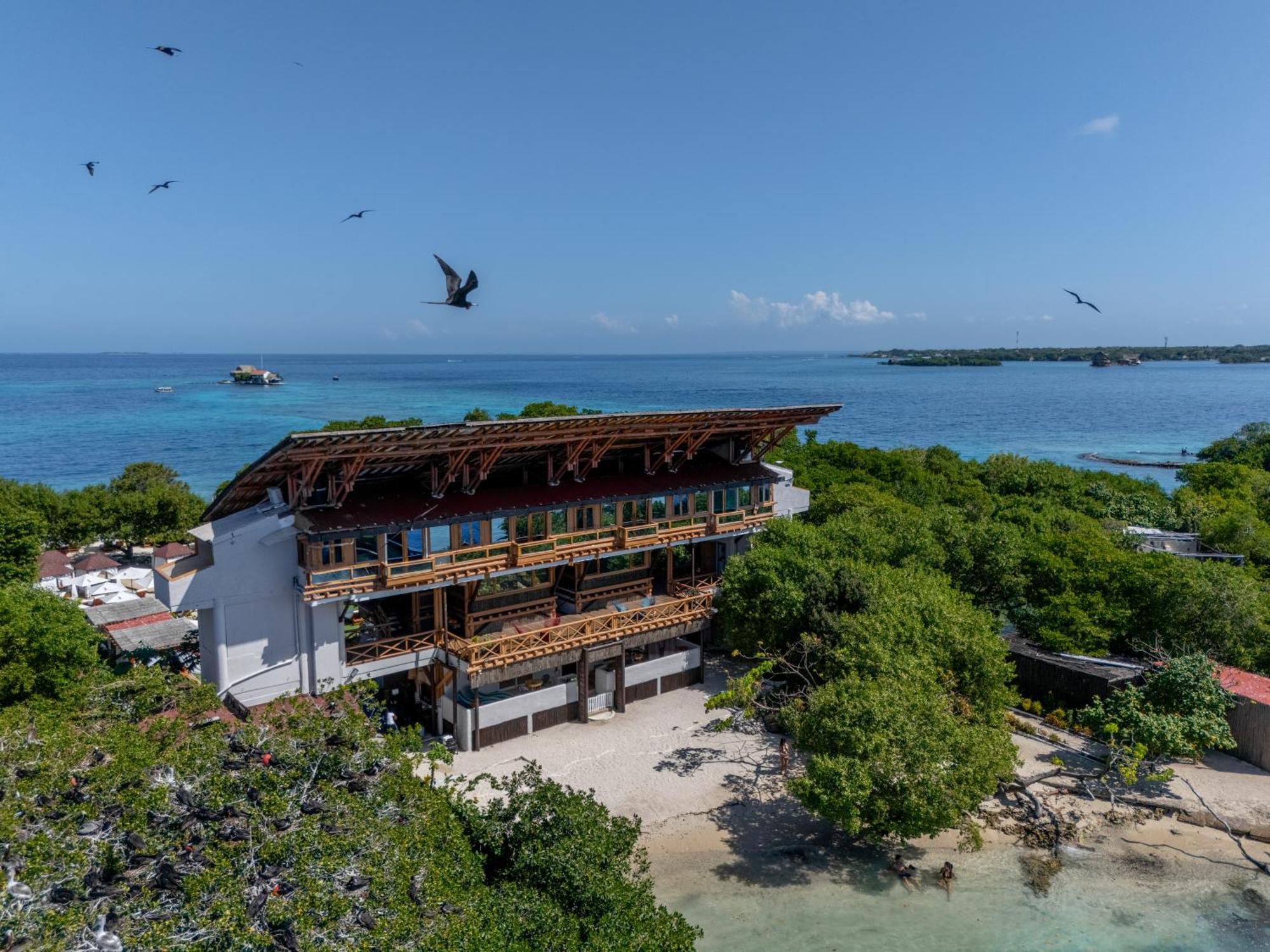 Pao Pao Hotel & Beach Club Isla Grande  Bagian luar foto